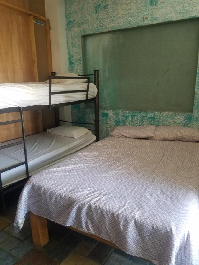 Hostal Enjoy Vallarta 19 بويرتو فالارتا المظهر الخارجي الصورة