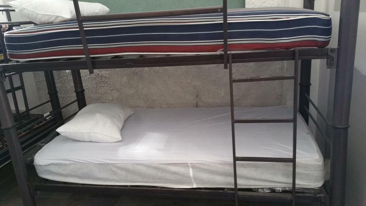 Hostal Enjoy Vallarta 19 بويرتو فالارتا المظهر الخارجي الصورة